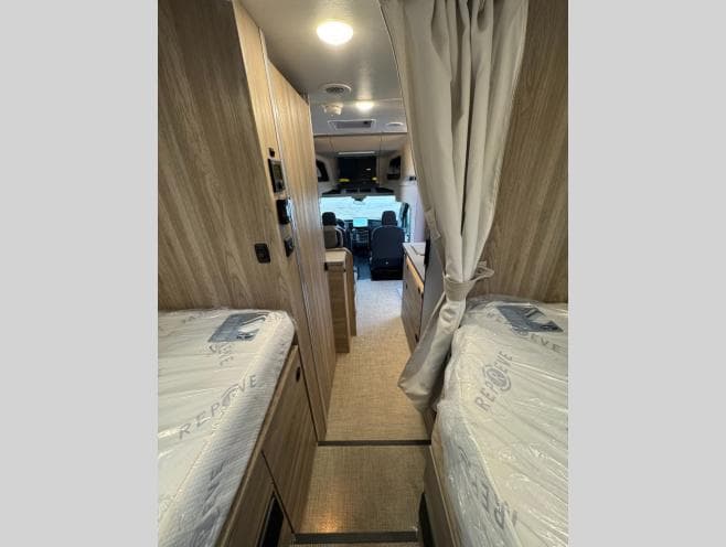 2027 Winnebago 2027 Winnebago Ekko - thumbnail 23