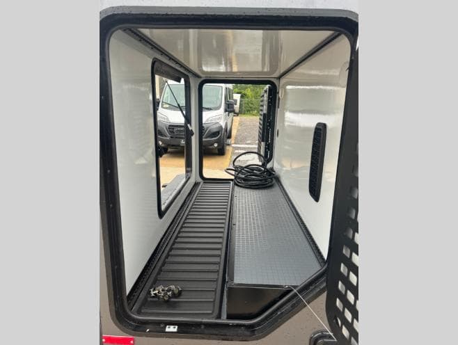 2027 Winnebago 2027 Winnebago Ekko - thumbnail 5