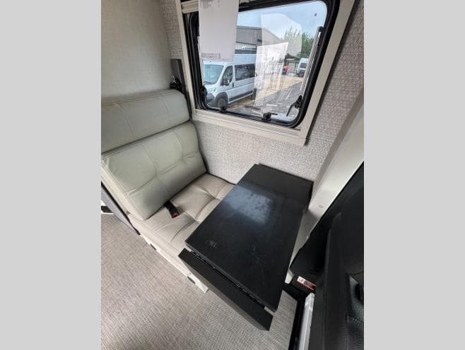 2027 Winnebago 2027 Winnebago Ekko - thumbnail 18
