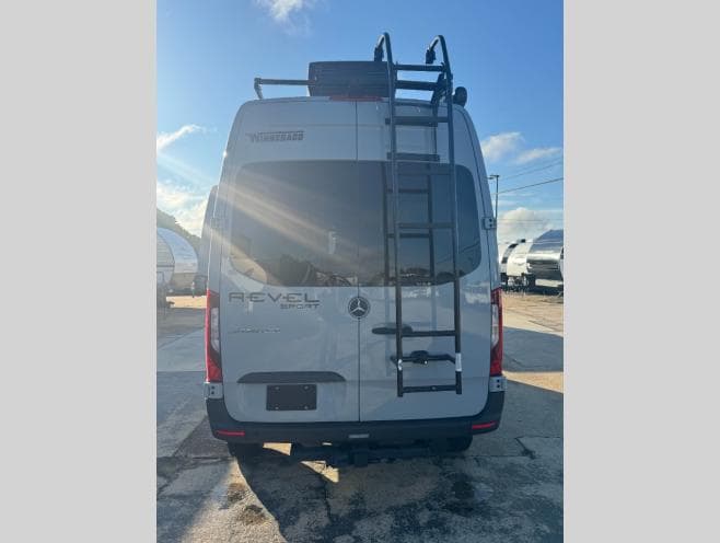 2027 Winnebago 2027 Winnebago Revel Sport - thumbnail 5
