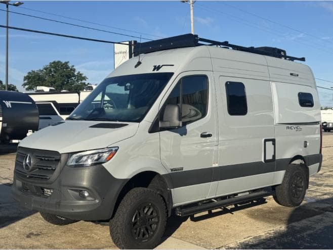 2027 Winnebago 2027 Winnebago Revel Sport - thumbnail 9
