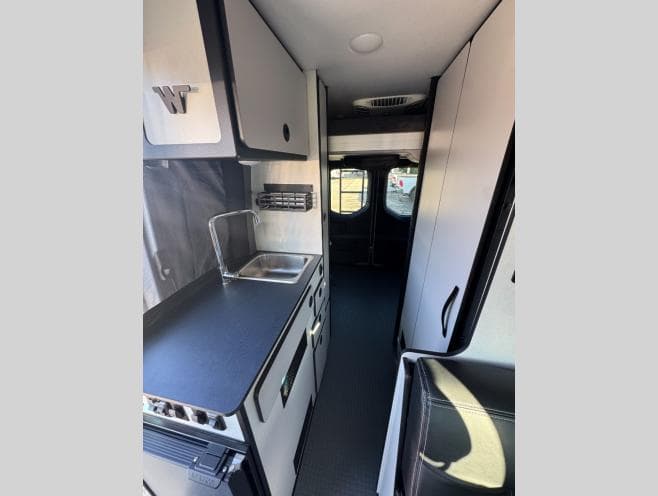 2027 Winnebago 2027 Winnebago Revel Sport - thumbnail 16