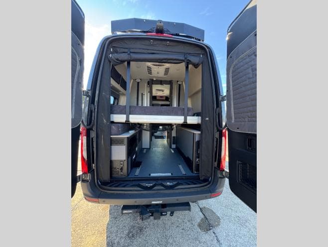 2027 Winnebago 2027 Winnebago Revel - thumbnail 7