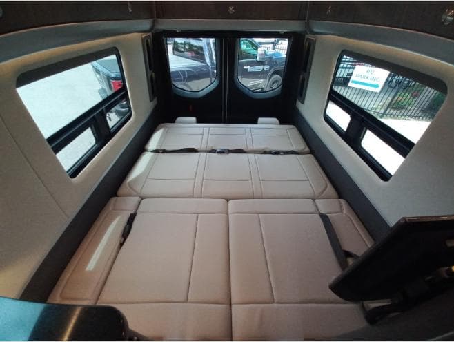 2026 Airstream 2026 Airstream Interstate 24GT - thumbnail 21