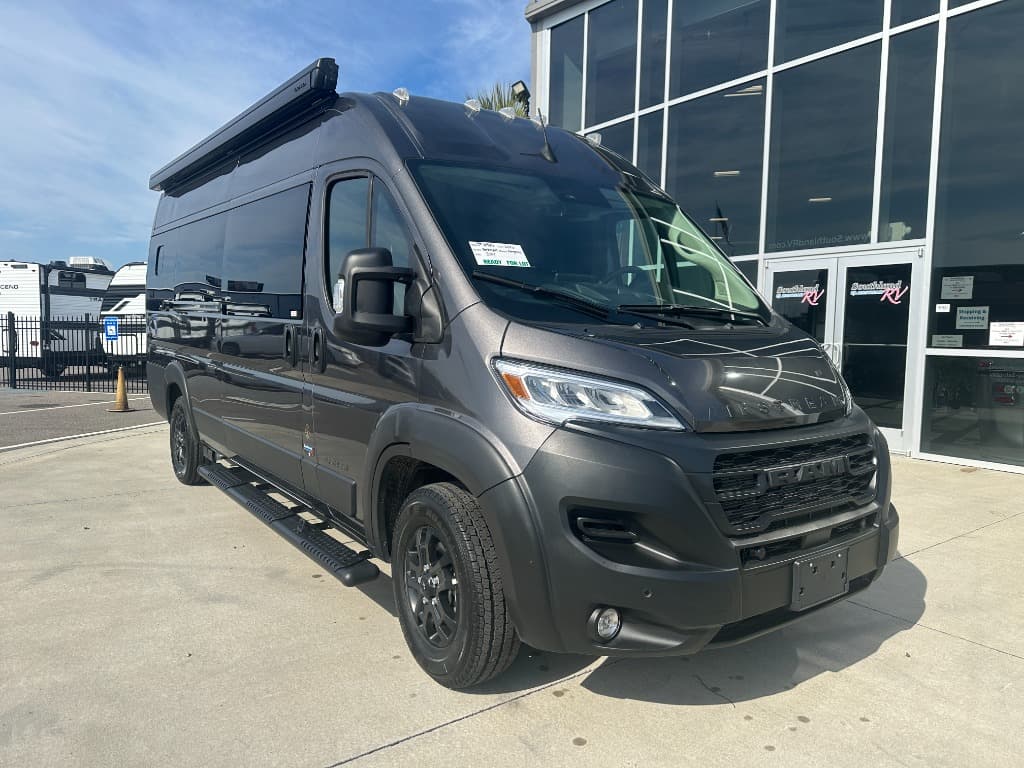 2026 Airstream Rangeline Std. Model