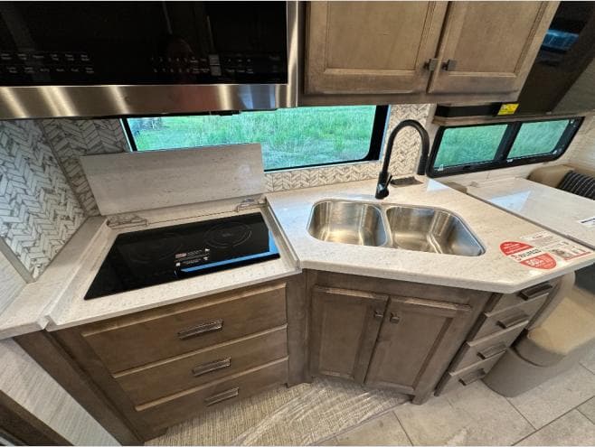 2026 Tiffin Motorhomes 2026 Tiffin Motorhomes Allegro Bay - thumbnail 17