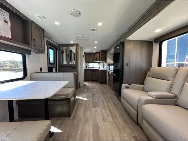 2026 Grand Design 2026 Grand Design Transcend Xplor - thumbnail 26