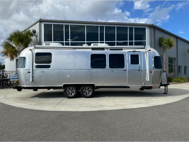 2022 Airstream 2022 Airstream Pottery Barn Special Edition - thumbnail 2