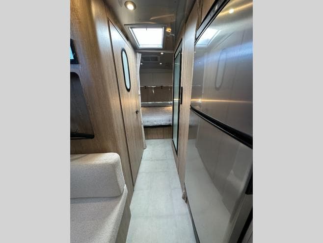 2022 Airstream 2022 Airstream Pottery Barn Special Edition - thumbnail 13