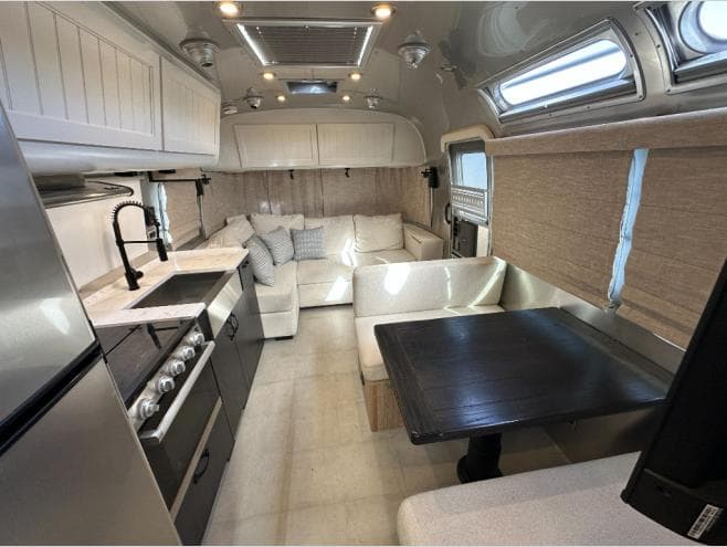 2022 Airstream 2022 Airstream Pottery Barn Special Edition - thumbnail 20