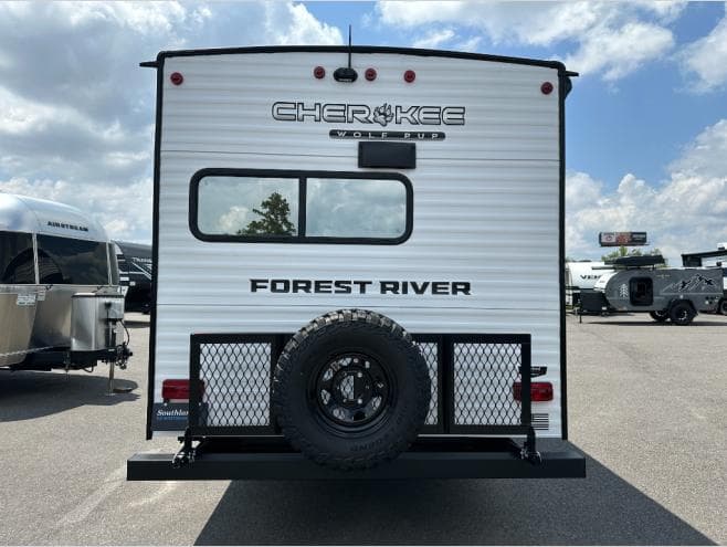 2026 Forest River 2026 Forest River Cherokee Wolf Pup - thumbnail 6