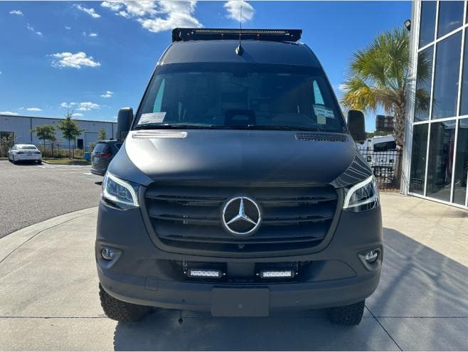 2026 Tiffin Motorhomes 2026 Tiffin Motorhomes GH2 - thumbnail 10