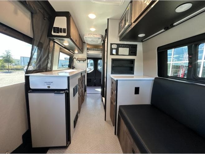 2026 Tiffin Motorhomes 2026 Tiffin Motorhomes GH2 - thumbnail 18