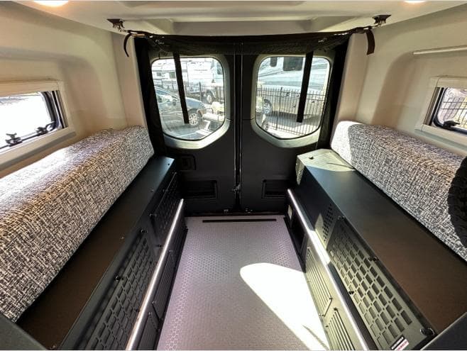 2026 Tiffin Motorhomes 2026 Tiffin Motorhomes GH2 - thumbnail 23