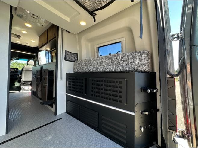 2026 Tiffin Motorhomes 2026 Tiffin Motorhomes GH2 - thumbnail 29