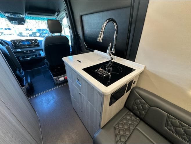2026 Tiffin Motorhomes 2026 Tiffin Motorhomes GT1 - thumbnail 21