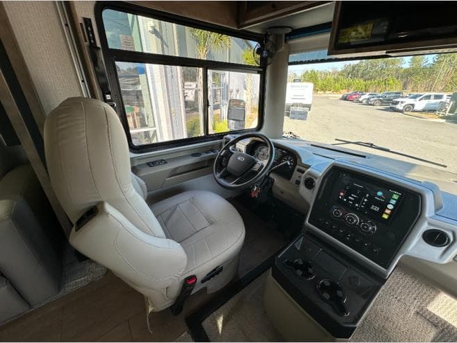 2026 Tiffin Motorhomes 2026 Tiffin Motorhomes Allegro Open Road - thumbnail 10
