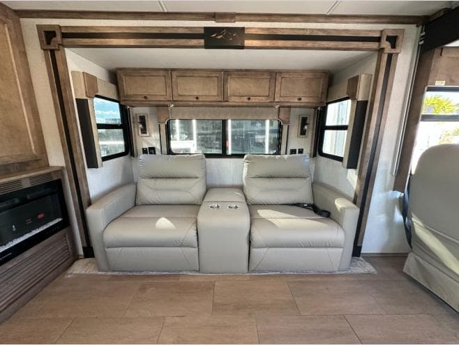 2026 Tiffin Motorhomes 2026 Tiffin Motorhomes Allegro Open Road - thumbnail 13