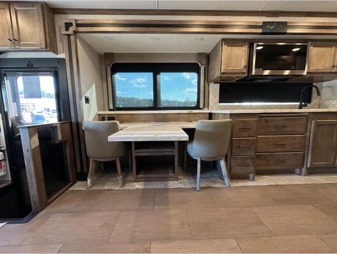 2026 Tiffin Motorhomes 2026 Tiffin Motorhomes Allegro Open Road - thumbnail 15