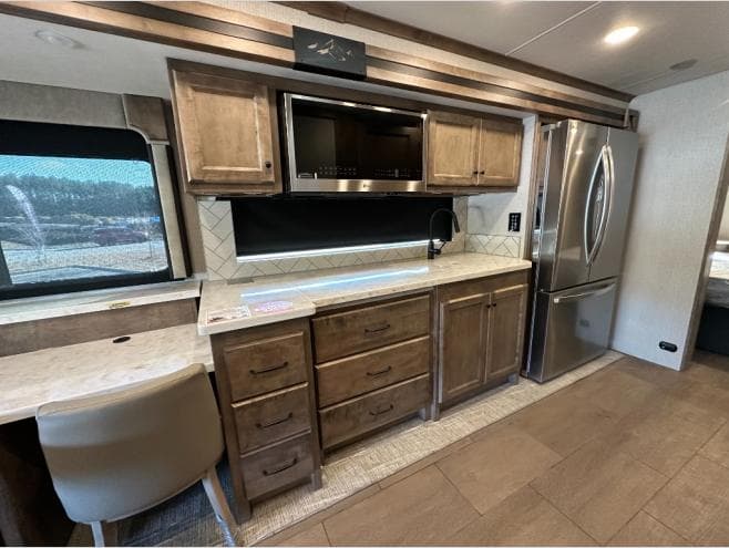 2026 Tiffin Motorhomes 2026 Tiffin Motorhomes Allegro Open Road - thumbnail 17
