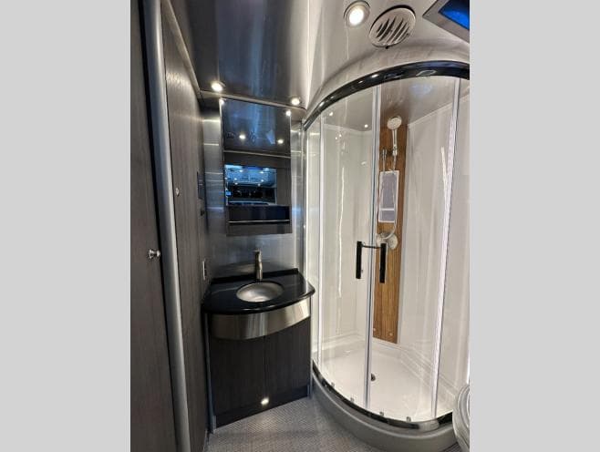 2026 Airstream 2026 Airstream Atlas - thumbnail 28