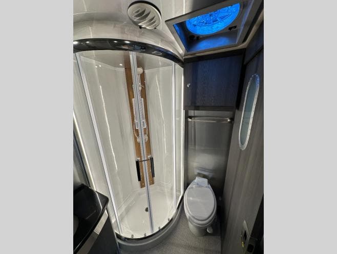 2026 Airstream 2026 Airstream Atlas - thumbnail 29