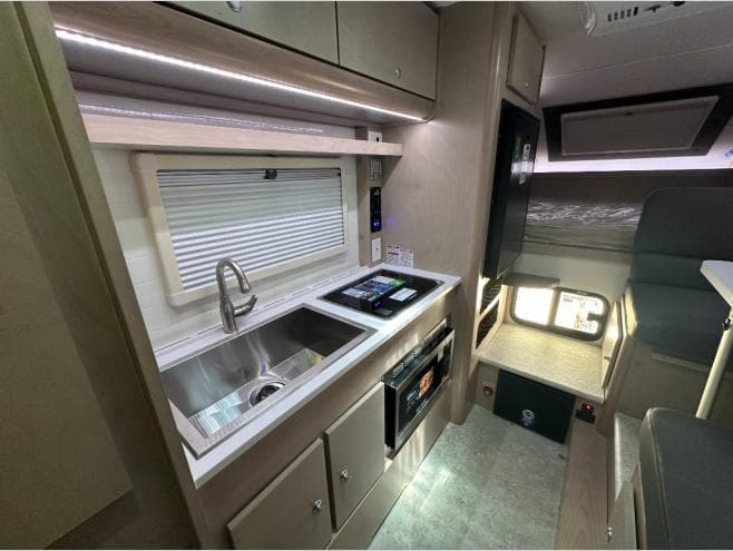 2026 nuCamp 2026 nuCamp Cirrus - thumbnail 9