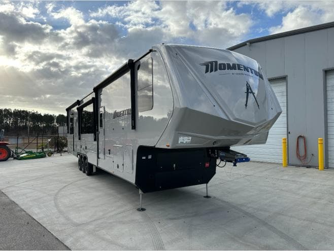 2026 Grand Design Momentum 395MT