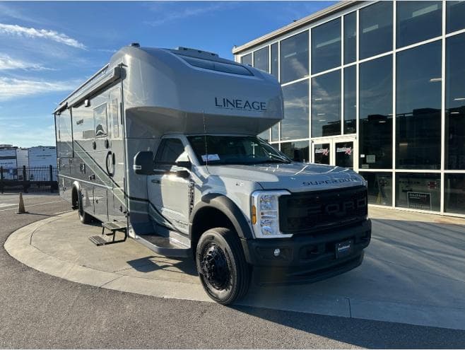 2026 Grand Design Lineage Series F 31ZW