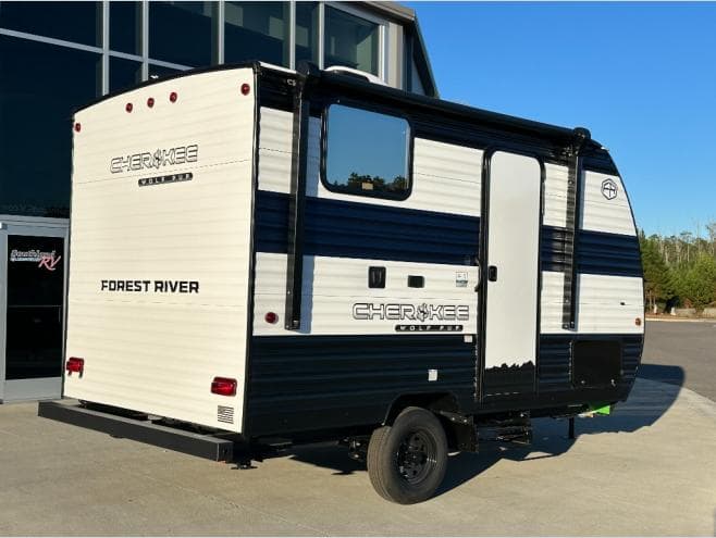 2026 Forest River 2026 Forest River Cherokee Wolf Pup - thumbnail 4