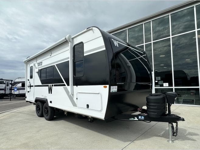 2026 Winnebago Thrive 18FBS