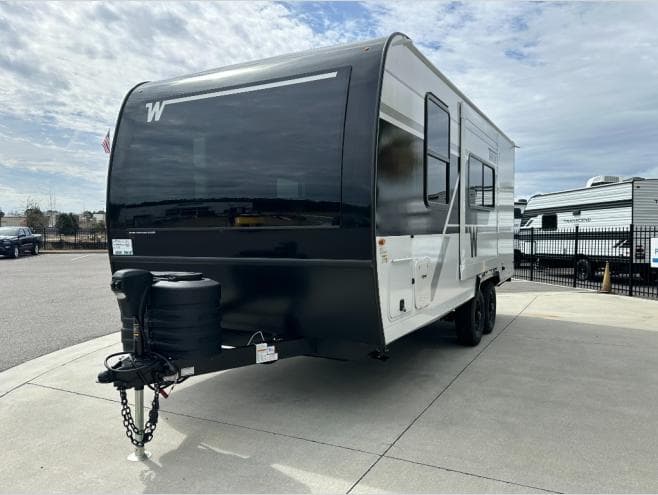 2026 Winnebago 2026 Winnebago Thrive - thumbnail 8