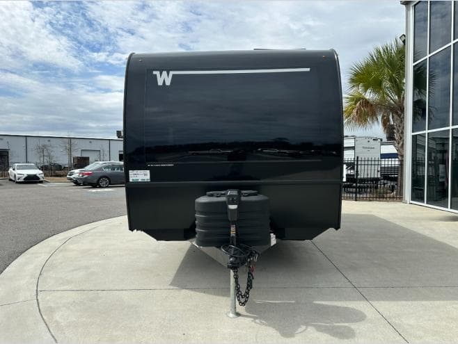 2026 Winnebago 2026 Winnebago Thrive - thumbnail 9