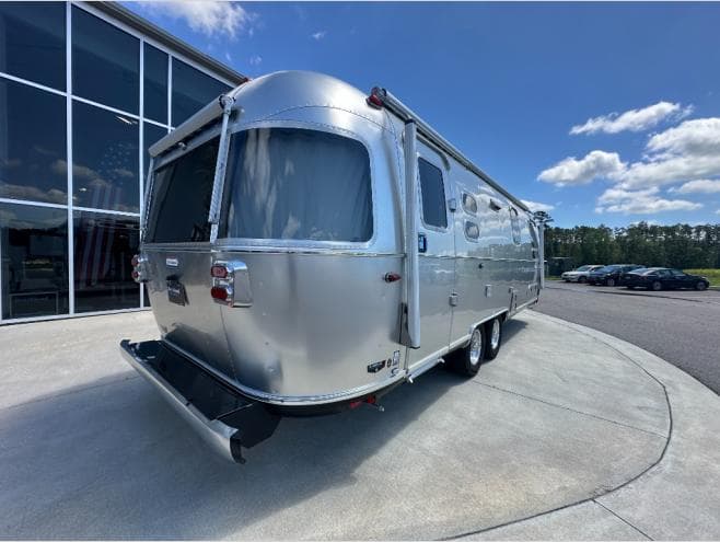 2026 Airstream 2026 Airstream International - thumbnail 5
