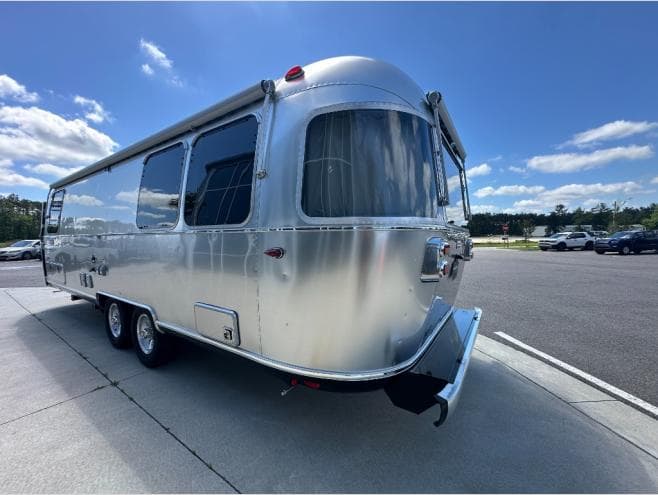 2026 Airstream 2026 Airstream International - thumbnail 7