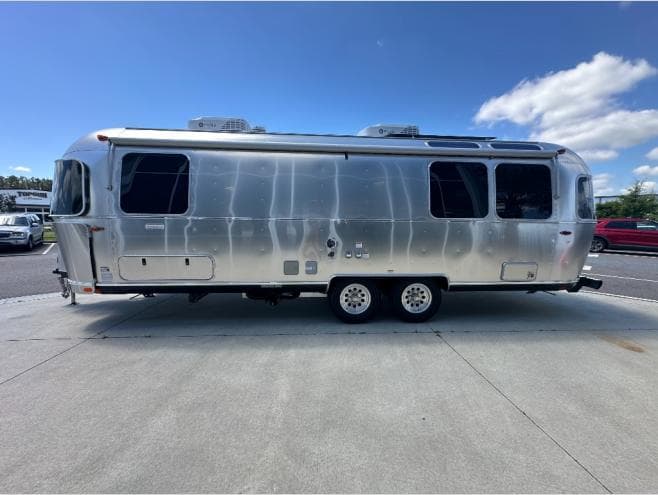 2026 Airstream 2026 Airstream International - thumbnail 8