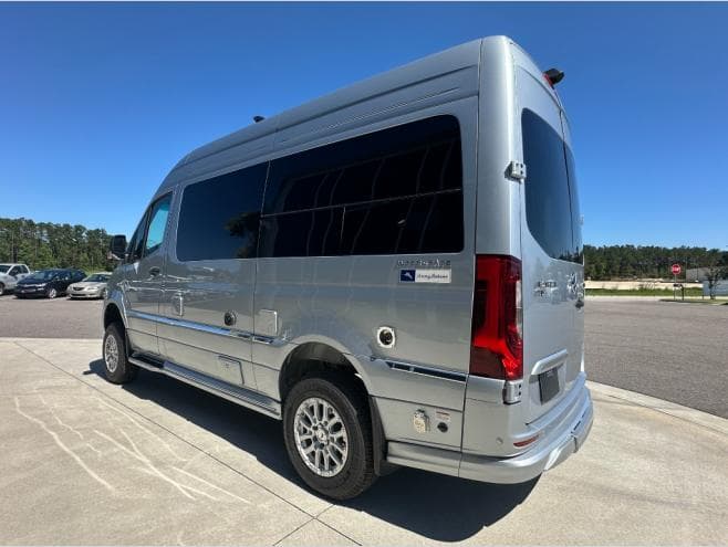 2026 Airstream 2026 Airstream Interstate 19 - thumbnail 6