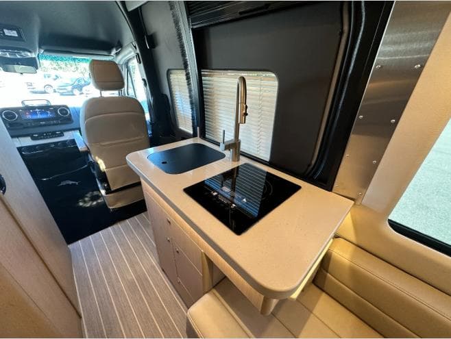 2026 Airstream 2026 Airstream Interstate 19 - thumbnail 11