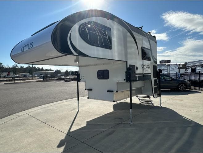 2026 nuCamp 2026 nuCamp Cirrus - thumbnail 9