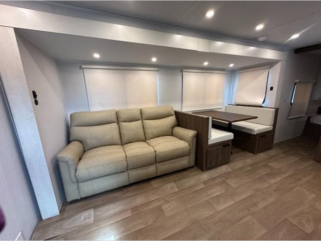2026 Winnebago 2026 Winnebago Access - thumbnail 11