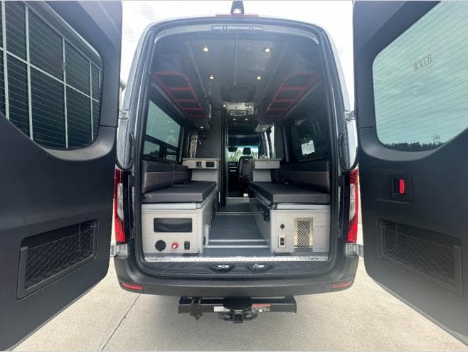 2026 Airstream 2026 Airstream Interstate 19x - thumbnail 5
