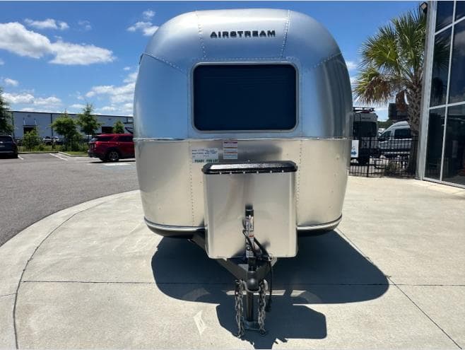 2026 Airstream 2026 Airstream World Traveler - thumbnail 10