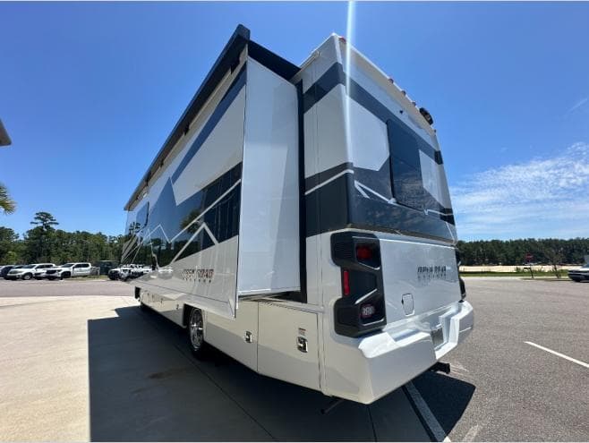 2027 Tiffin Motorhomes 2027 Tiffin Motorhomes Allegro Open Road - thumbnail 6