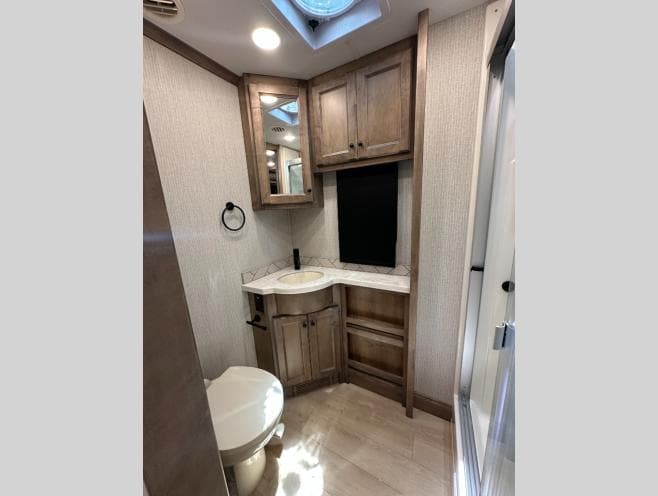 2027 Tiffin Motorhomes 2027 Tiffin Motorhomes Allegro Open Road - thumbnail 22