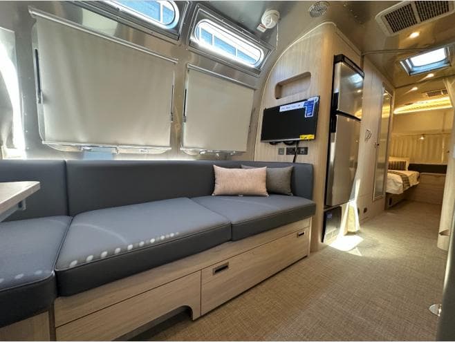 2026 Airstream 2026 Airstream Globetrotter - thumbnail 12