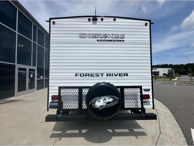 2026 Forest River 2026 Forest River Cherokee Grey Wolf - thumbnail 5