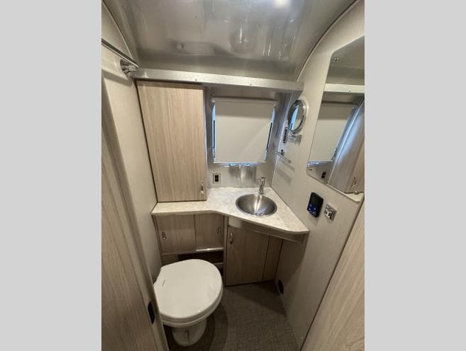 2027 Airstream 2027 Airstream Globetrotter - thumbnail 18