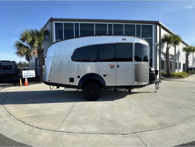 2026 Airstream 2026 Airstream Basecamp Xe - thumbnail 4