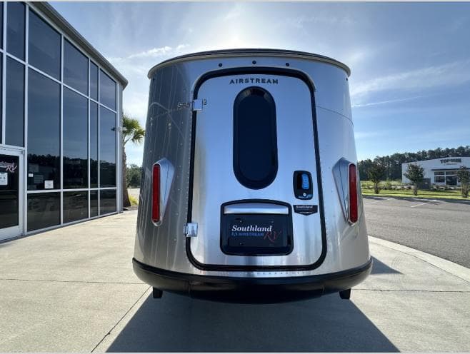 2026 Airstream 2026 Airstream Basecamp Xe - thumbnail 6