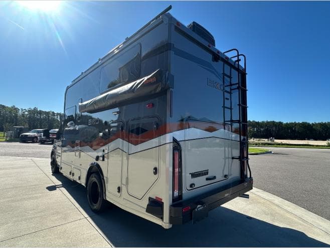 2027 Winnebago 2027 Winnebago Ekko - thumbnail 6